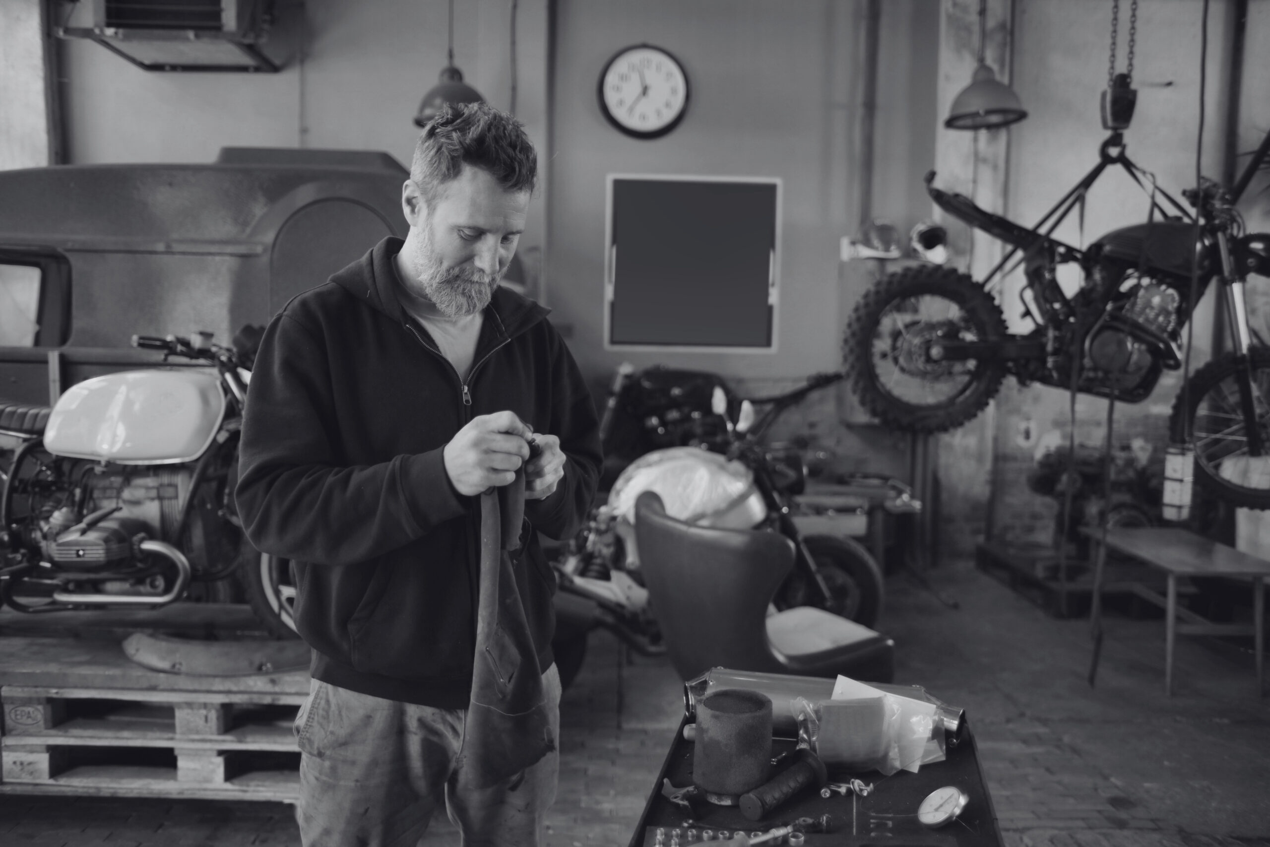 Auto repair shop with new diagnostic equipment and lifts